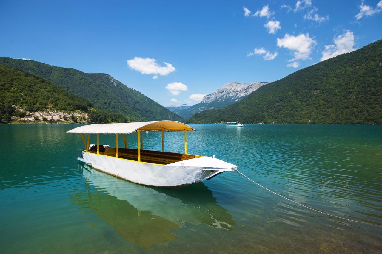 Outdoor Resort Tarasport Фоча Екстер'єр фото