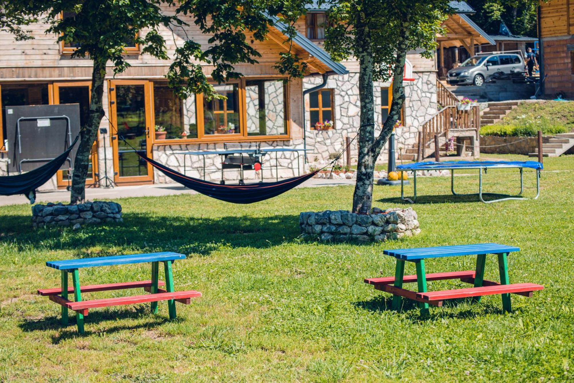 Outdoor Resort Tarasport Фоча Екстер'єр фото