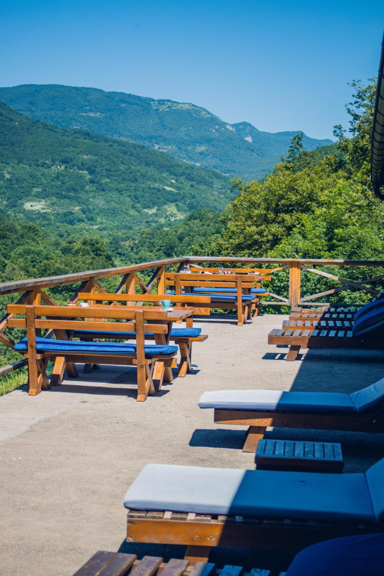 Outdoor Resort Tarasport Фоча Екстер'єр фото