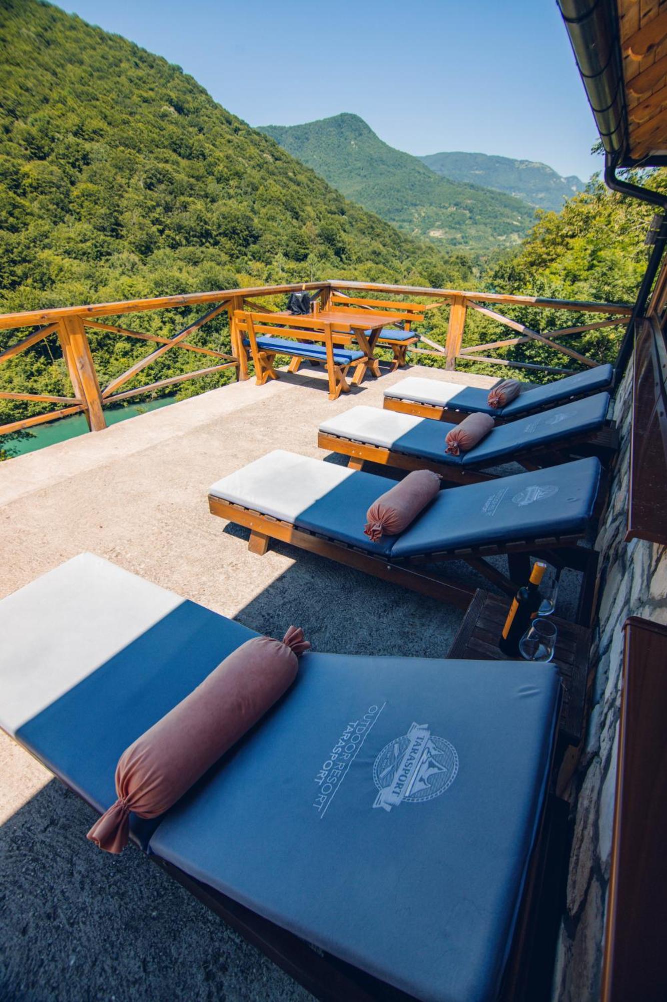Outdoor Resort Tarasport Фоча Екстер'єр фото